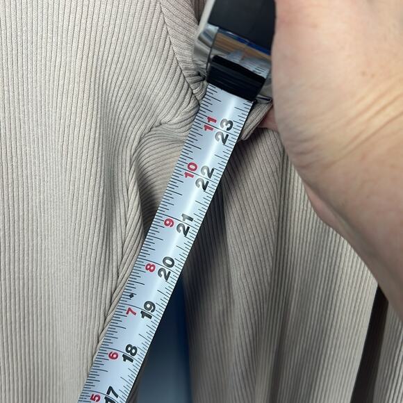 Eileen Fisher XL ribbed knit wide leg crop casual tan pants - Picture 6 of 8